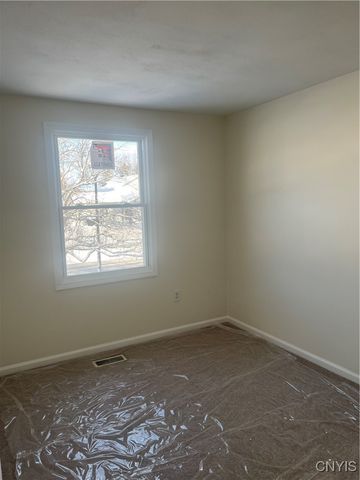 6130 Palisades Drive, Cicero, NY 13039