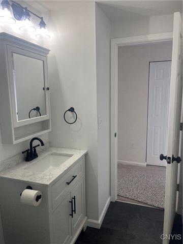 6130 Palisades Drive, Cicero, NY 13039