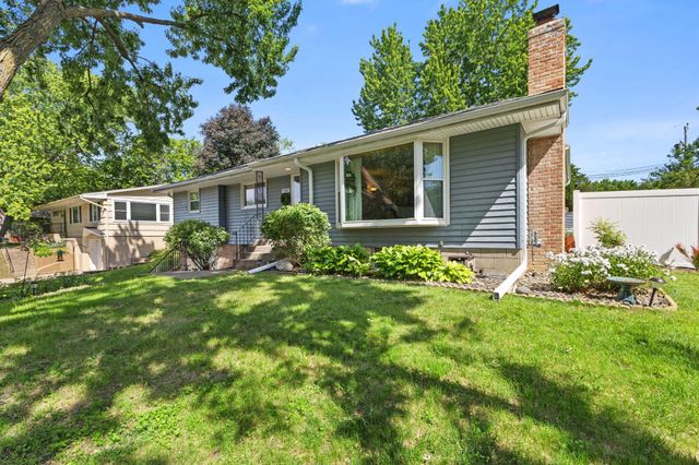 7918 59th Avenue N, New Hope, MN 55428