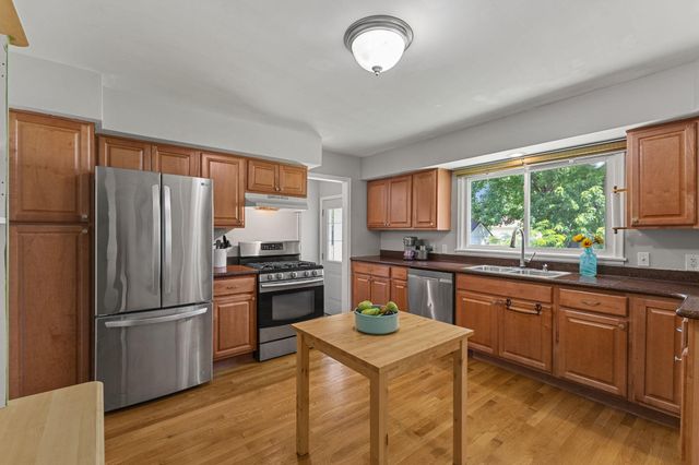 7918 59th Avenue N, New Hope, MN 55428