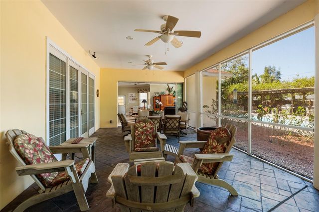 6737 MANGO AVENUE S, St Petersburg, FL 33707