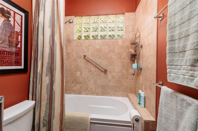 6737 MANGO AVENUE S, St Petersburg, FL 33707