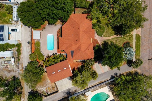 6737 MANGO AVENUE S, St Petersburg, FL 33707