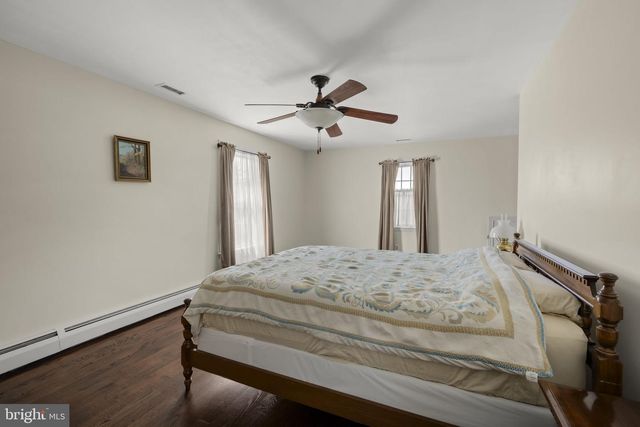 131 N HAWTHORNE AVE, Langhorne, PA 19047
