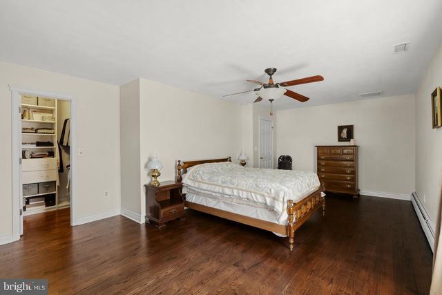 131 N HAWTHORNE AVE, Langhorne, PA 19047