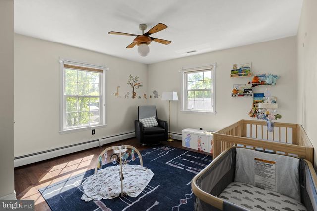 131 N HAWTHORNE AVE, Langhorne, PA 19047