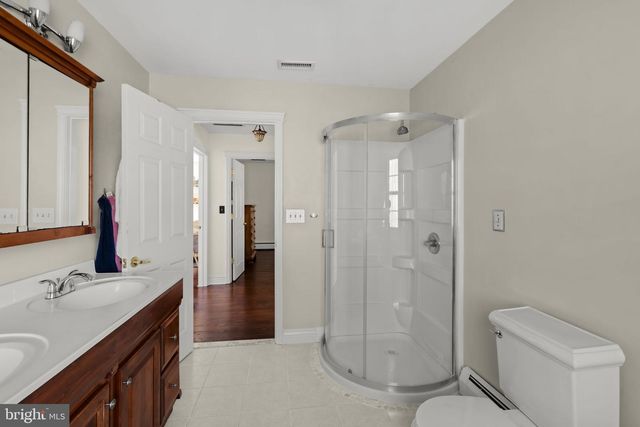 131 N HAWTHORNE AVE, Langhorne, PA 19047