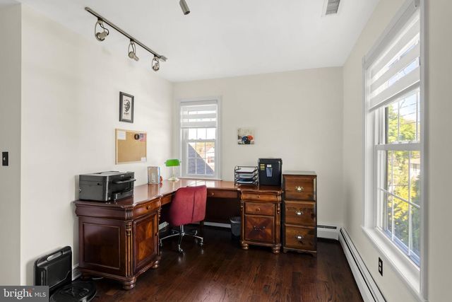 131 N HAWTHORNE AVE, Langhorne, PA 19047