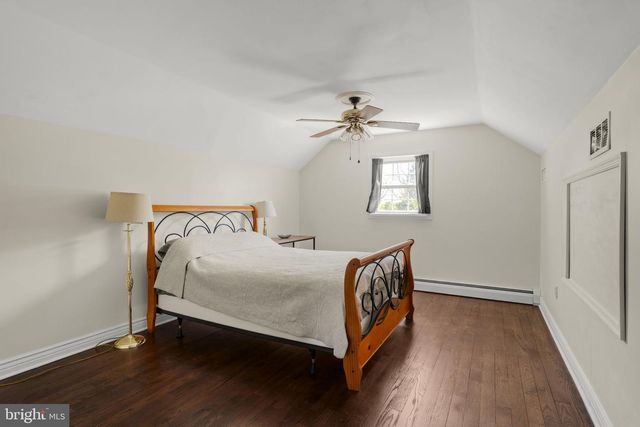 131 N HAWTHORNE AVE, Langhorne, PA 19047