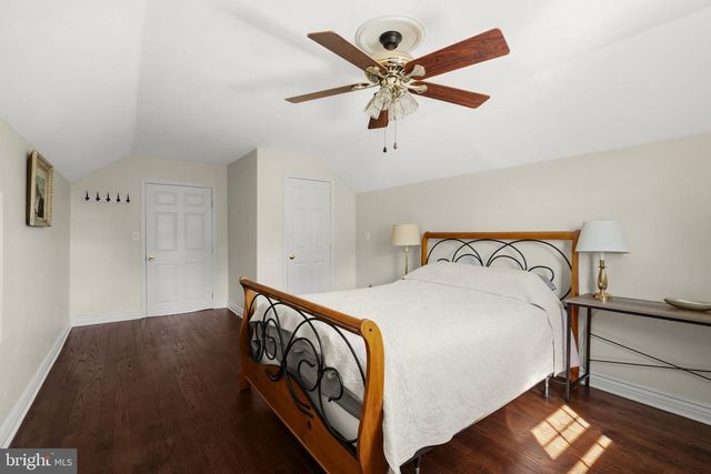 131 N HAWTHORNE AVE, Langhorne, PA 19047