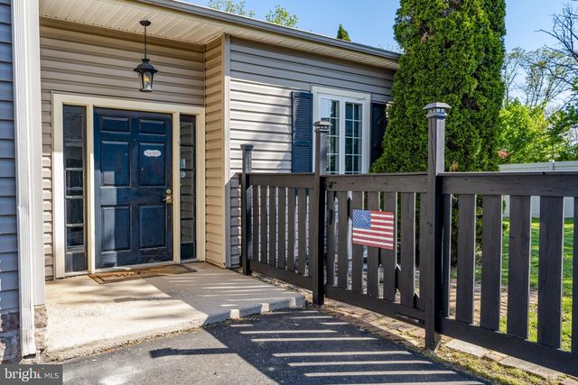131 N HAWTHORNE AVE, Langhorne, PA 19047