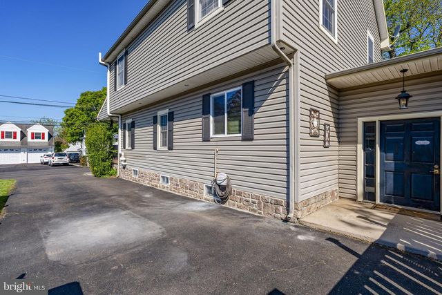 131 N HAWTHORNE AVE, Langhorne, PA 19047