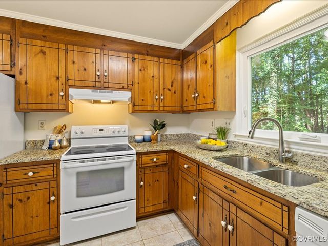 14107 Laurel Trail Pl, Midlothian, VA 23112