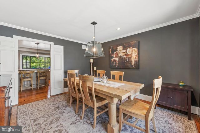 6 KINGS CT, Pennington, NJ 08534