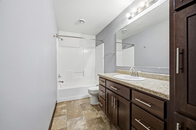 630 Westminster Drive, Moorhead, MN 56560