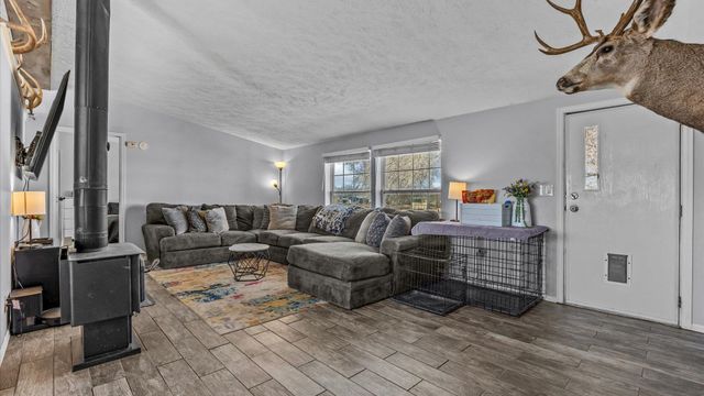 403 6600 Road, Montrose, CO 81401