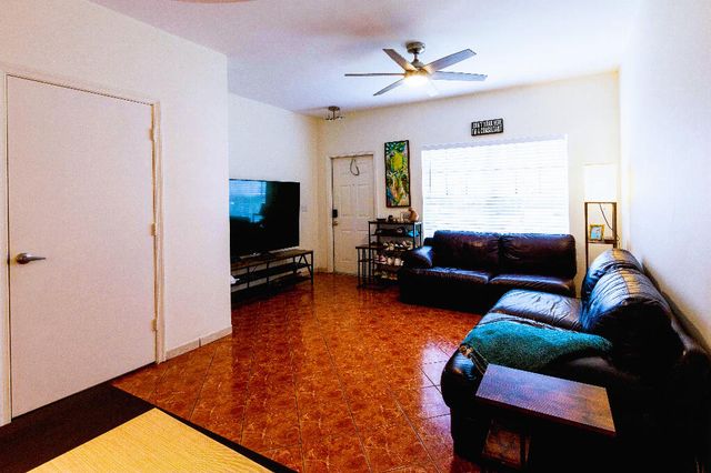 3165 SW 50th Street, Fort Lauderdale, FL 33312