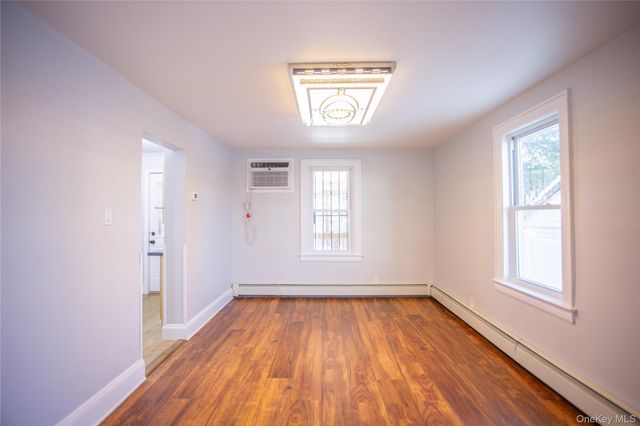 1261 Waverly Street, Hewlett, NY 11557