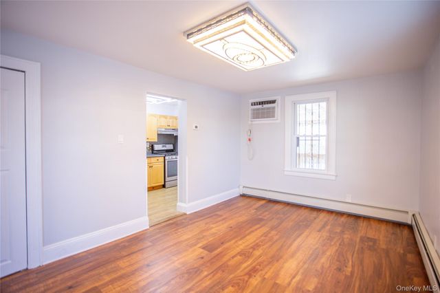 1261 Waverly Street, Hewlett, NY 11557