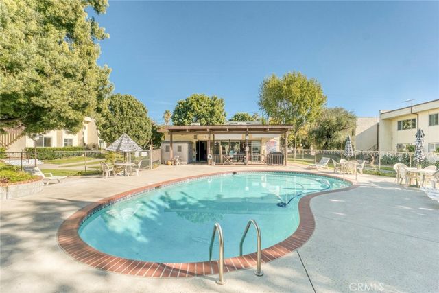 11813 Runnymede Street 43, North Hollywood, CA 91605