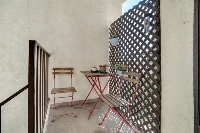 11813 Runnymede Street 43, North Hollywood, CA 91605