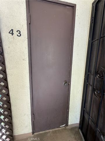 11813 Runnymede Street 43, North Hollywood, CA 91605