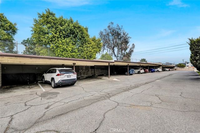 11813 Runnymede Street 43, North Hollywood, CA 91605