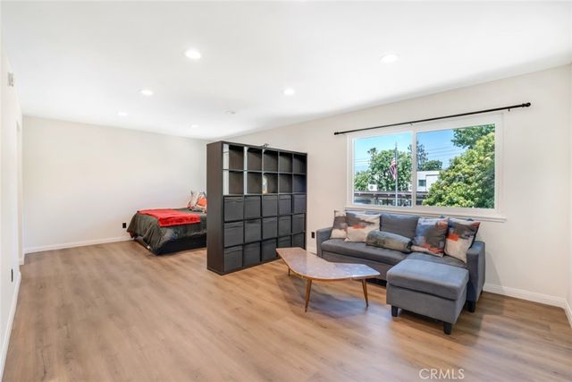 11813 Runnymede Street 43, North Hollywood, CA 91605