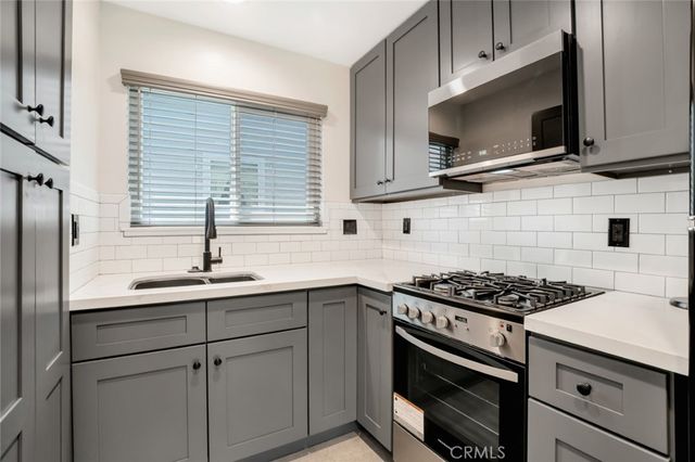 11813 Runnymede Street 43, North Hollywood, CA 91605