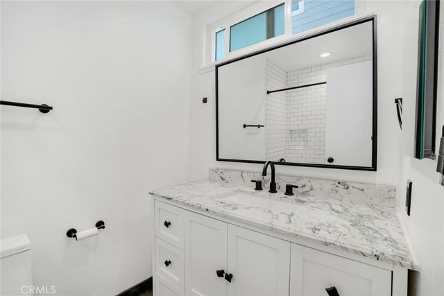11813 Runnymede Street 43, North Hollywood, CA 91605