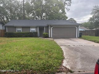 11251 CLOVERHILL Circle E, Jacksonville, FL 32257
