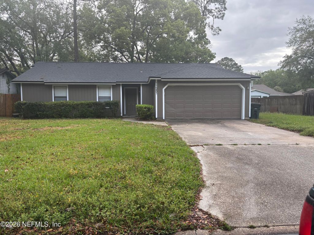 11251 CLOVERHILL Circle E, Jacksonville, FL 32257