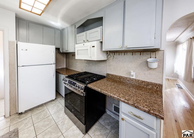 825 Bragdon Ave, Pueblo, CO 81004