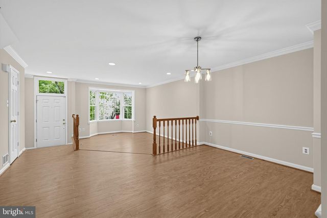 8893 EAGLE ROCK LN, Springfield, VA 22153