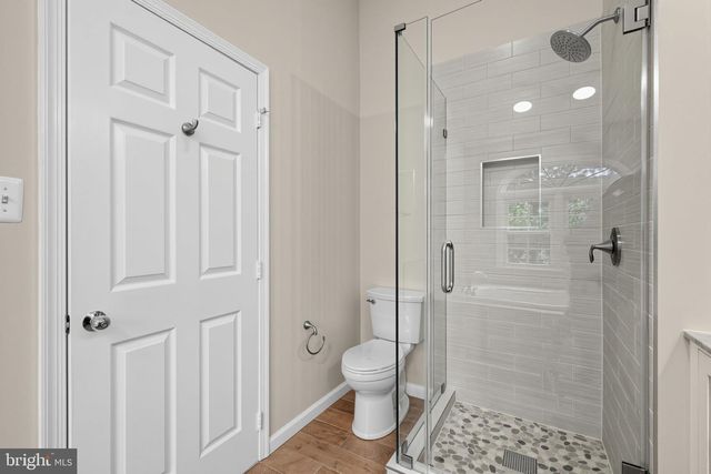 8893 EAGLE ROCK LN, Springfield, VA 22153