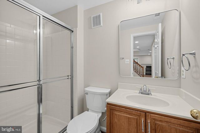 8893 EAGLE ROCK LN, Springfield, VA 22153