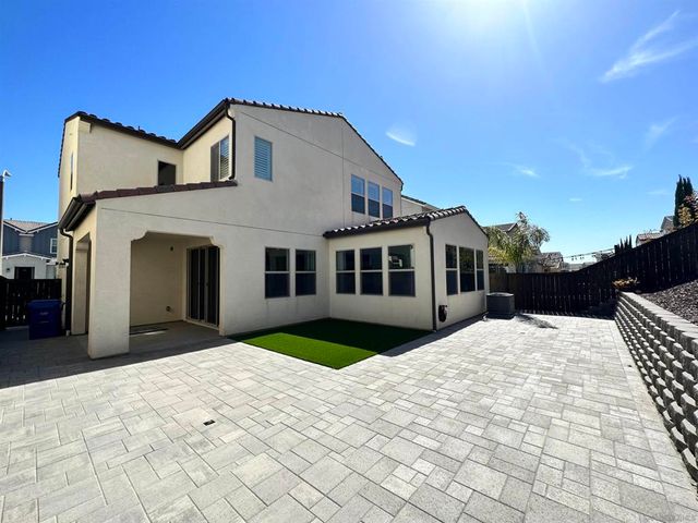 1031 Calle Deceo, Chula Vista, CA 91913