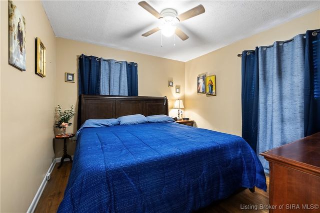 1528 E 8th Street, Jeffersonville, IN 47130