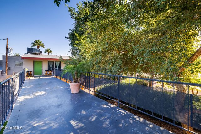 740 E PORTLAND Street, Phoenix, AZ 85006