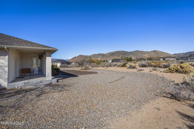 1524 Brandi Rose Way, Minden, NV 89423