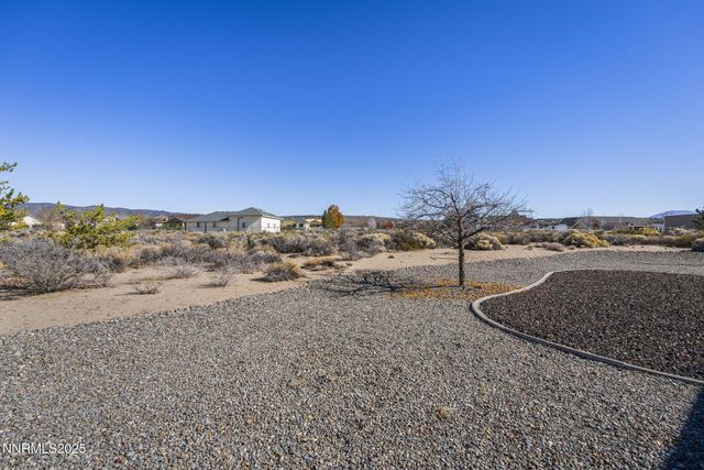 1524 Brandi Rose Way, Minden, NV 89423