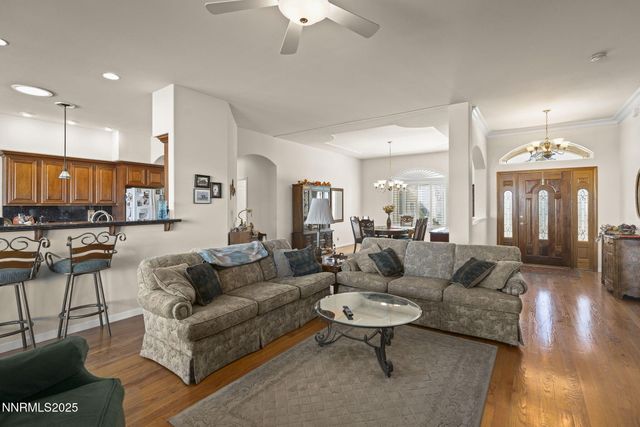 1524 Brandi Rose Way, Minden, NV 89423