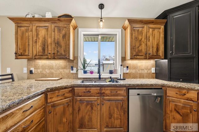 2890 N Sunlight Drive, Idaho Falls, ID 83401
