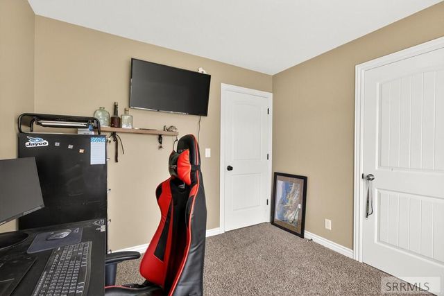 2890 N Sunlight Drive, Idaho Falls, ID 83401