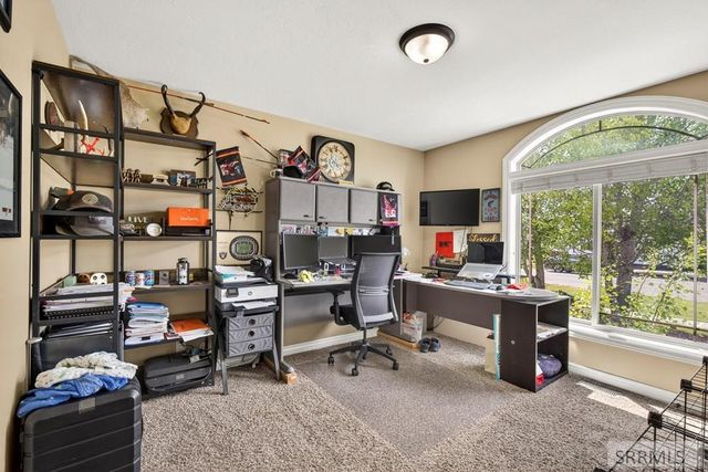 2890 N Sunlight Drive, Idaho Falls, ID 83401