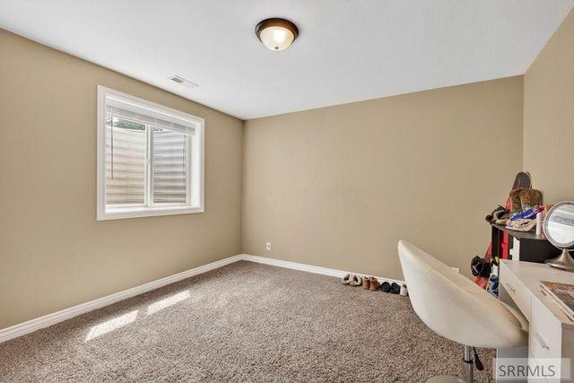 2890 N Sunlight Drive, Idaho Falls, ID 83401