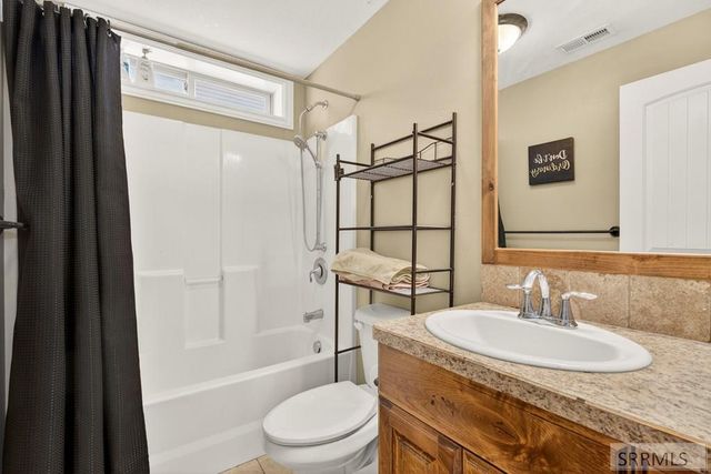2890 N Sunlight Drive, Idaho Falls, ID 83401