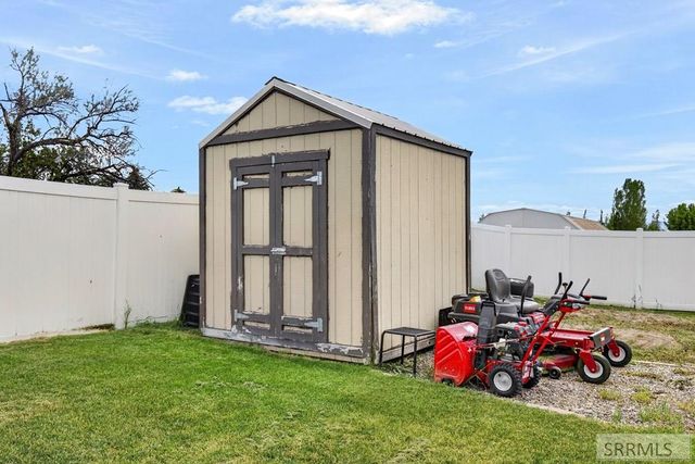 2890 N Sunlight Drive, Idaho Falls, ID 83401