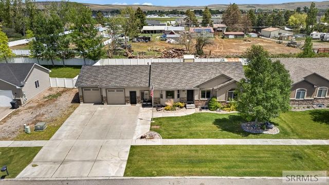 2890 N Sunlight Drive, Idaho Falls, ID 83401