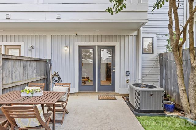 623 E 10th Street, Charlotte, NC 28202